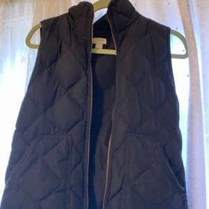 Women Jcrew quilted down vest!